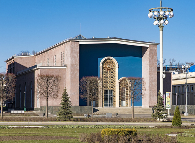 Расписание экскурсий по экспозиции Музея Рерихов с 7 по 12 января