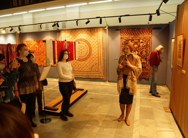 Выставка «Восток. Другая красота» открылась в Сахалинском областном художественном музее