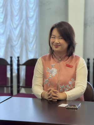Художница Вань Юйтинь