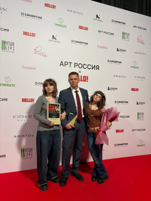 Борис Иогансон с дочерьми